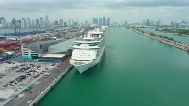 Antennenvideomanager Des Seehafens Miami — Stockvideo