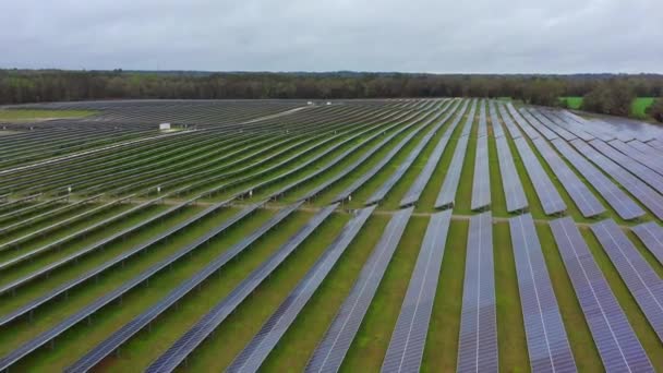 Voorraad Luchtfoto Drone Schot Zonnepaneel Boerderij Florida — Stockvideo