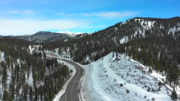Aereo Drone Filmato Lincoln Highway Glenbrook Nevada Neve Invernale — Video Stock