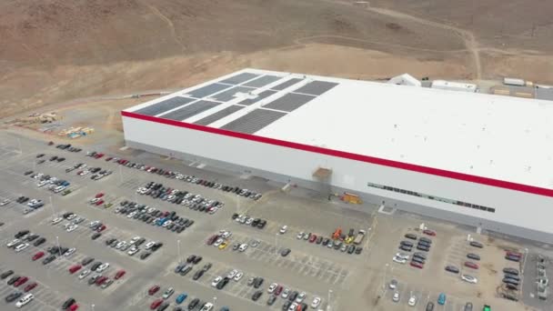 空中镜头太阳能屋顶板特斯拉工厂内华达州 — 图库视频影像