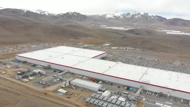 Luftaufnahmen Tesla Gigafactory Der Wüste Nevada — Stockvideo