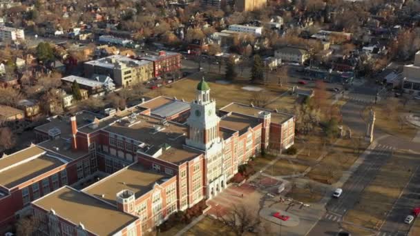 Aerials Denver East High School — Wideo stockowe