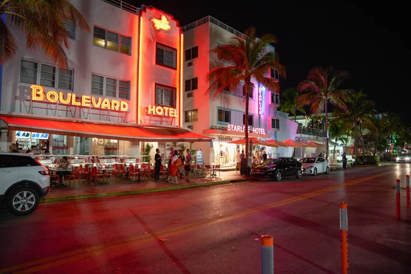 Art deco otelleri Miami Beach Boulevard Starlite — Stok fotoğraf