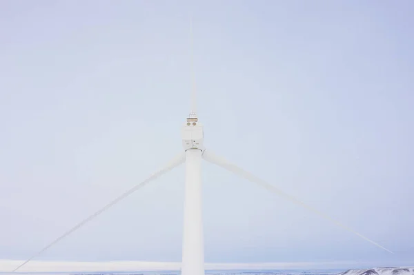Аерофотозйомка Зимових Вітрових Турбін Білому Сніжному Ландшафті — стокове фото