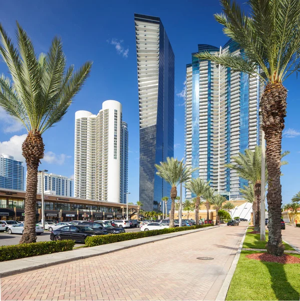 Sunny Isles Beach Usa May 2019 Shopping Plaza Sunny Isles — Stock Photo, Image