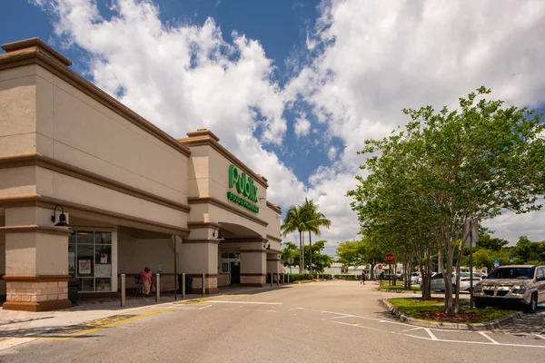 다니아 플로리다 2019 다니아 플에서 플라자 Publix 슈퍼마켓의 — 스톡 사진