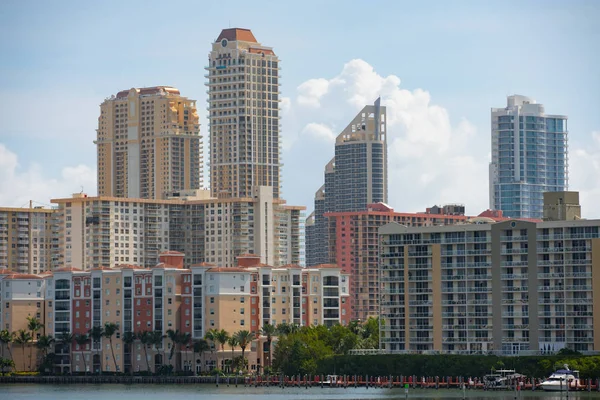 Stock de fotos midrise and highrise architecture Sunny Isles Beach — Foto de Stock