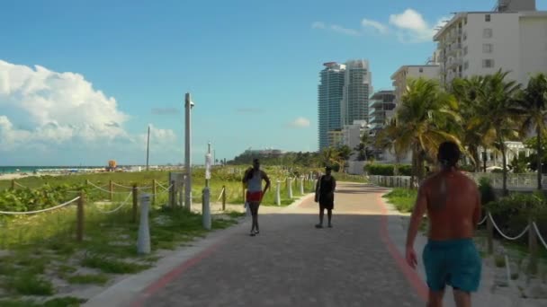 Filmati Stabilizzati Gimbal Miami Beach Nuovo Percorso Pedonale — Video Stock