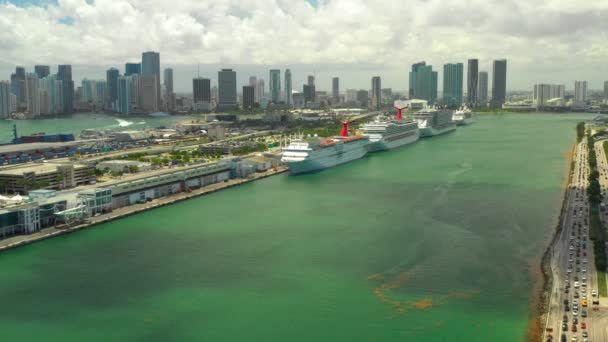 Cruceros Con Imágenes Aviones Tripulados Puerto Miami — Vídeos de Stock