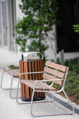 Stok fotoğraf bankları ve çöp şehir sokak temizleyebilirsiniz