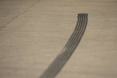 Lastik patinaj izi fotoğrafı