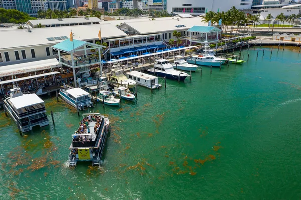 Luchtfoto boottocht bij Bayside Marina Miami — Stockfoto