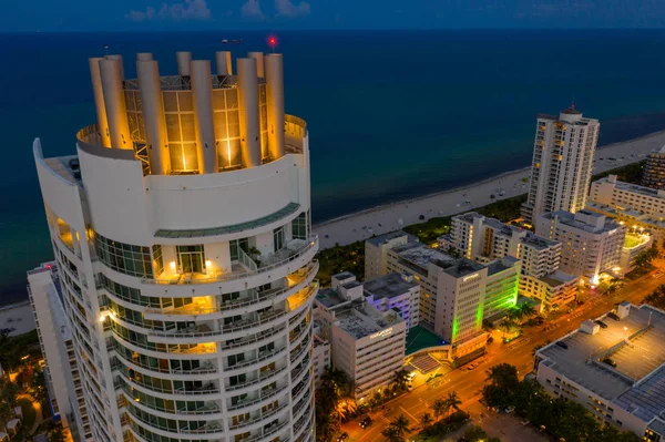 Toppen av Miami Beach Fontainebleau Resort — Stockfoto