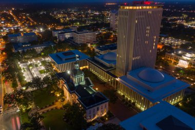 Florida State Capitol Binası gece drone ile vuruldu