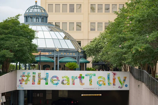 Openbare kunst Downtown Tallahassee Ihearttally Kleman Plaza — Stockfoto