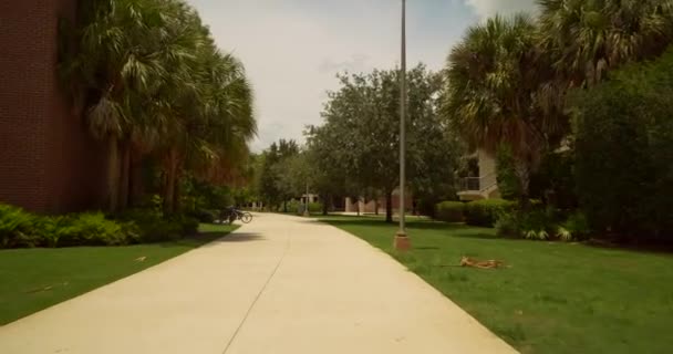 Touring University Central Florida — Stock Video