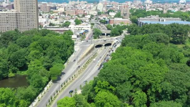 Vídeo Aéreo Sargento Johnson Triángulo Fordham Road Bronx Nueva York — Vídeo de stock