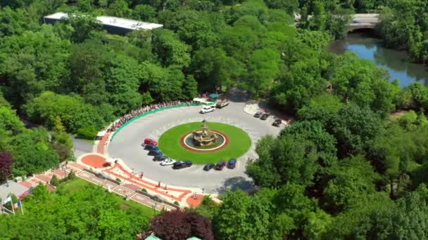 Imágenes Aéreas Rockefeller Fountain Zoológico Del Bronx — Vídeos de Stock