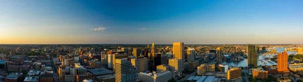 Panorama lotnicza centrum Baltimore MD USA — Zdjęcie stockowe