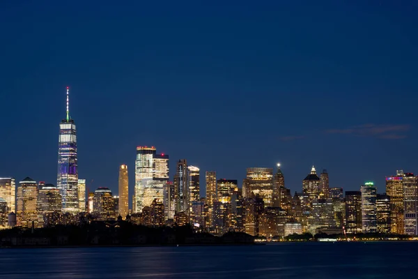 Paysage urbain nocturne Manhattan New York — Photo