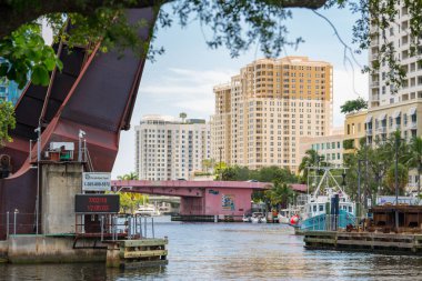 Tarpon Nehri Fort Lauderdale Fl üzerindeki köprüler