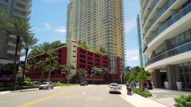 Brickell Körfezi'ndeki Mark. Gimbal stabilize kadar yatırma kamera