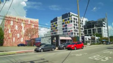Miami, Fl, Usa - 29 Temmuz 2019: Wynwood Miami Florida'nın yer çekim görüntüleri, gimbal stabilize video kameraile çekildi