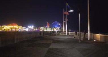 Myrtle Beach boardwalk gece gimbal stabilize hareket video 4k