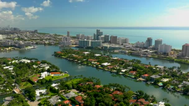 迈阿密海滩2019年夏季空中建立全景 — 图库视频影像