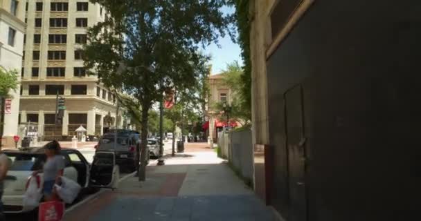 Sidewalk Fpv Motion Nagrania Downtown Jacksonville — Wideo stockowe