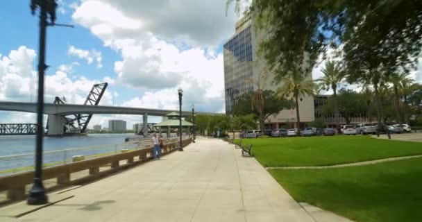 Зйомки Кадри Джексонвілле Riverwalk Літня Сцена — стокове відео