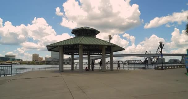 Jacksonville Landing Riverwalk Johns River Shot Motion Gimbal Stabilized Camera — Stock Video