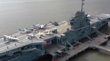 Havadan görüntüleri Uss Yorktown Mt Pleasant Sc Abd flyover tur