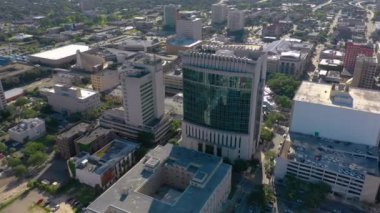 Jacksonville şehir merkezinde havadan insansız hava aracı görüntüleri