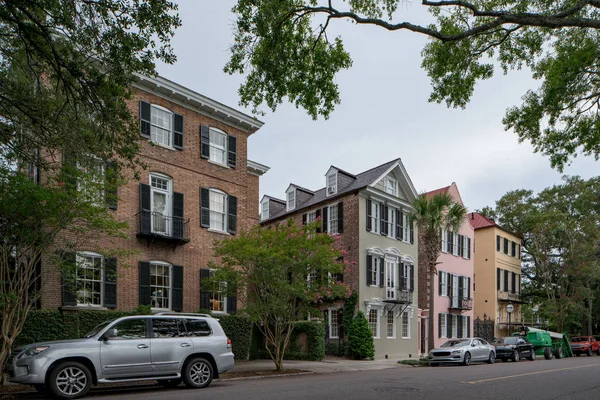 Case in stile coloniale in Charleston SC Street View — Foto Stock