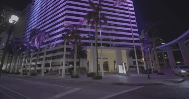 City National Bank Downtown Miami Paarse Lichten — Stockvideo