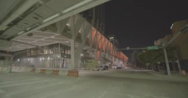 Virgin Miami Central gece hareket görüntüleri