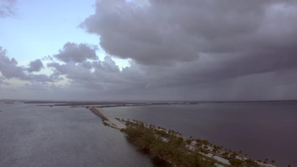 Tempêtes Panoramiques Aériennes Approchant Miami Ouragan Couvert — Video