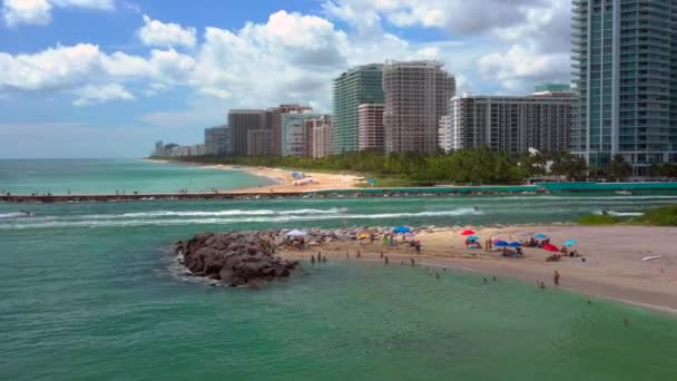 Miami Oleaje Corredor Jet Ski Aéreo Drone Metraje — Vídeos de Stock