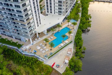 Havadan drone fotoğraf Harbour Condominium Kuzey Miami Beach Fl