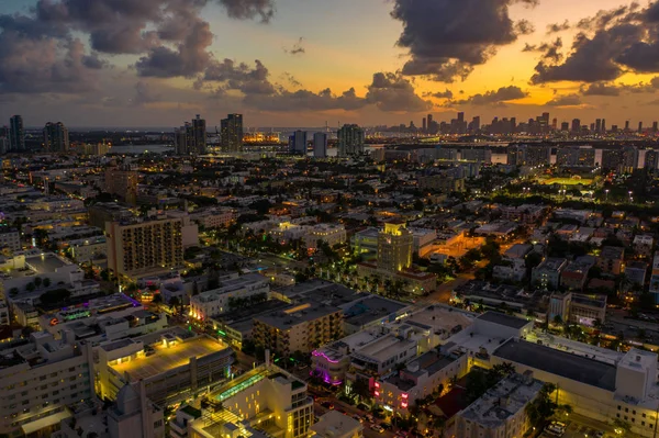 Avond in Miami Beach Aerial aankomst wereldberoemde reizen Destin — Stockfoto