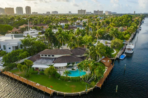 Foto aerea di lusso immobiliare Fort Lauderdale FL — Foto Stock