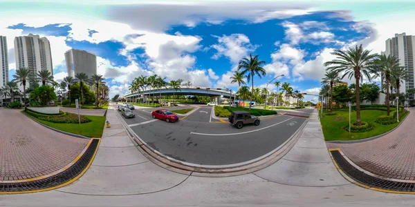 Collins Avenue Sunny Isles Beach FL 360vr foto equirechthoekige — Stockfoto