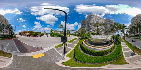 360 vr foto equiretangular de Bal Harbour 96th Street e Coll — Fotografia de Stock