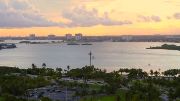 Imágenes Aéreas Del Crepúsculo Miami Beach Haulover Park Biscayne Bay — Vídeo de stock