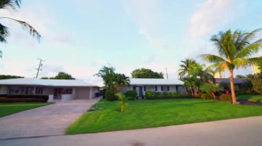Fort Lauderdale Florida 4k plakalı konut plakaları.