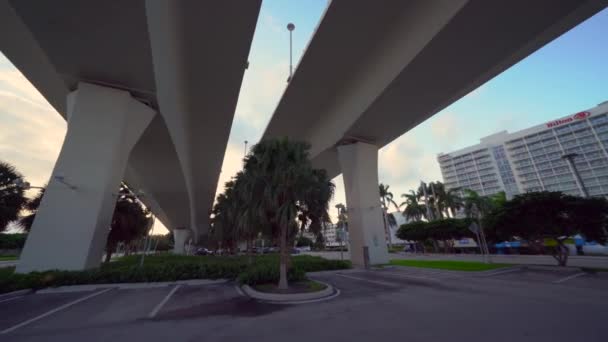 17街Causeway Fort Lauderdale Florida下的电影镜头 — 图库视频影像
