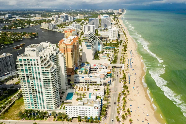 Foto aérea del dron Fort Lauderdale FL costa —  Fotos de Stock