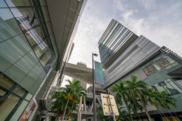 Low wide angle photo Brickell City Centre highrise buildings and — Stock fotografie