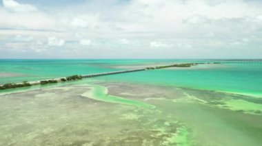 Florida Keys 'in deniz aşırı otobanı hava görüntülerinde